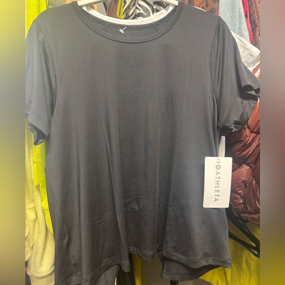 Athleta Solar UPF Tee in Black Size Med NWT Retail $59 - Picture 5 of 8